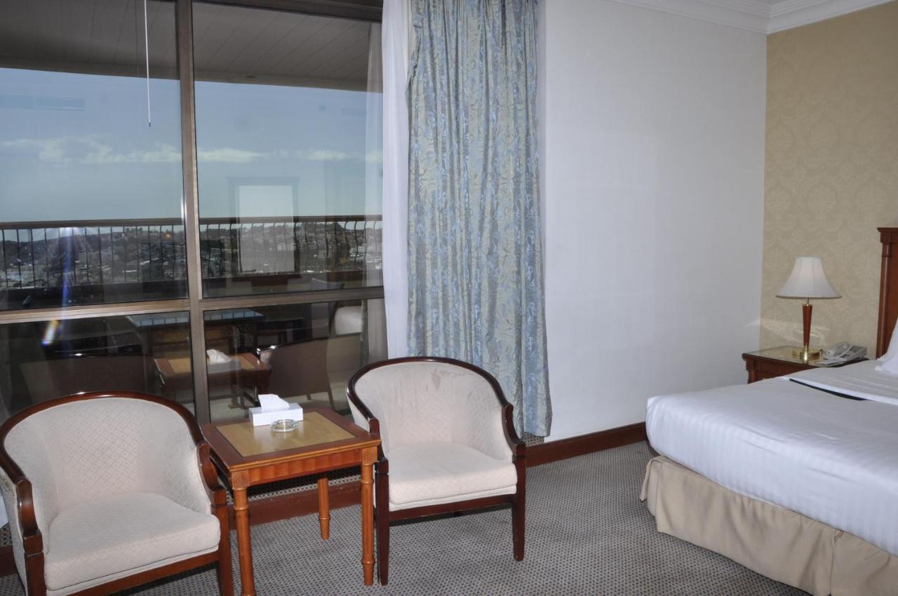 Le Meridien Al Hada Exterior photo